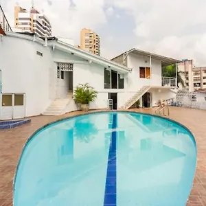 la-arboleda-del-rio.cali-hotels.com/