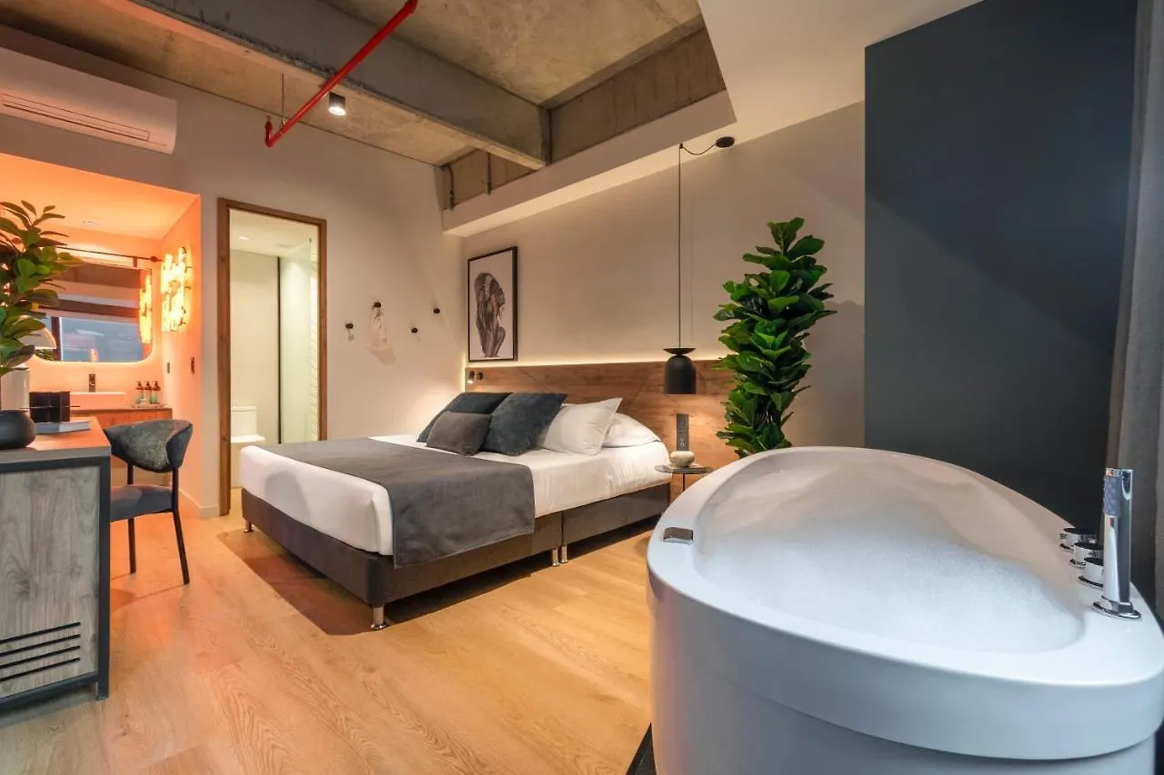 Hashtag 98 Hotel Medellín Colombia