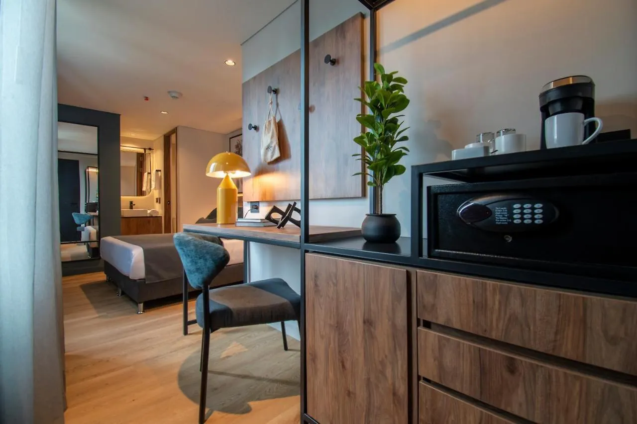 מדיין Hashtag 98 Hotel